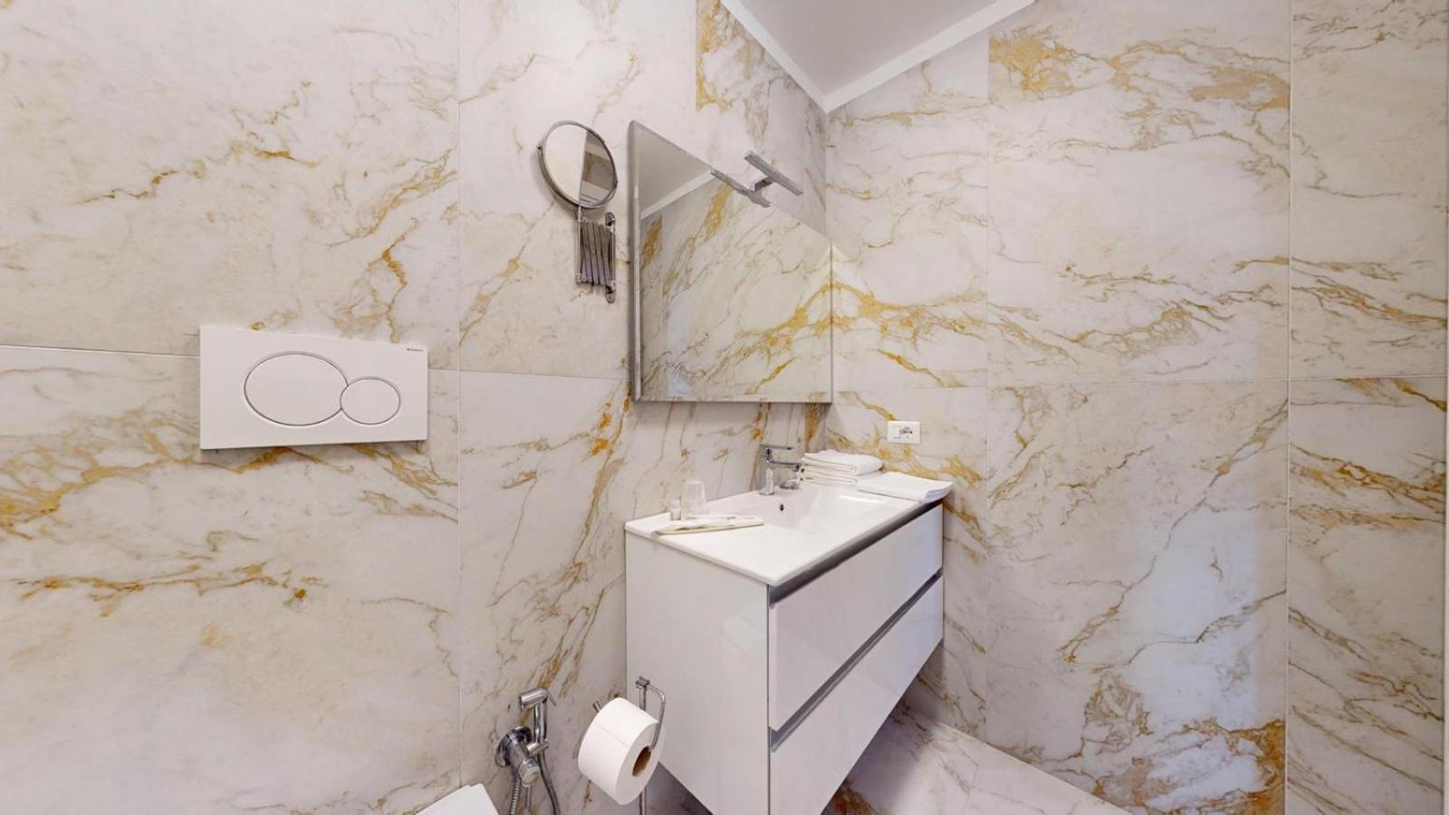 Guest House Duomo Milano Luaran gambar